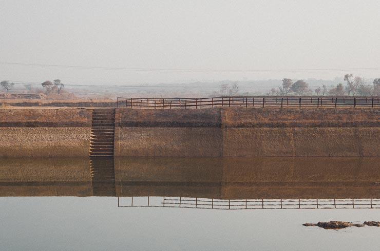 Jhelum river, som man kører langs, når man skal til min mors landsby.