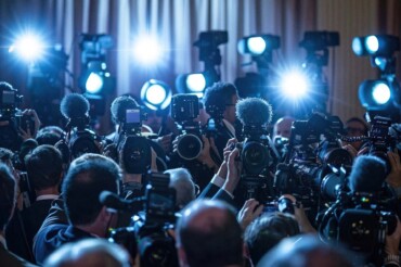 fotografer og videografer til etniske bryllupper
