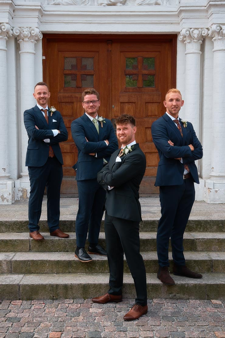 Gruppebillede med gom og drengene