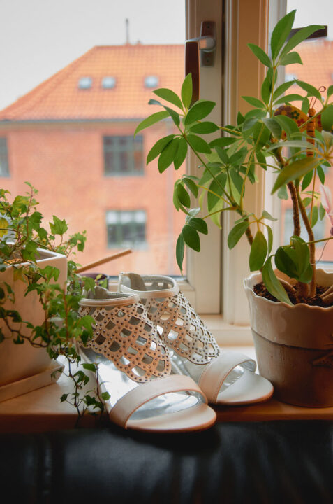 Foto taget under klargøring af konfirmand