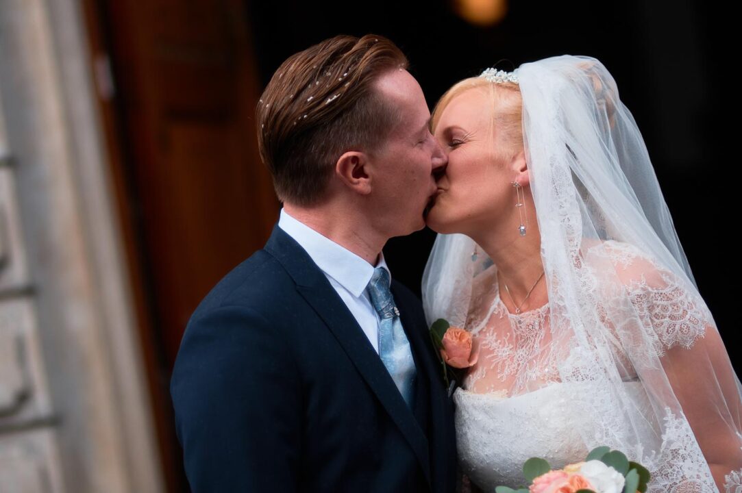 Louise & Kim 63
