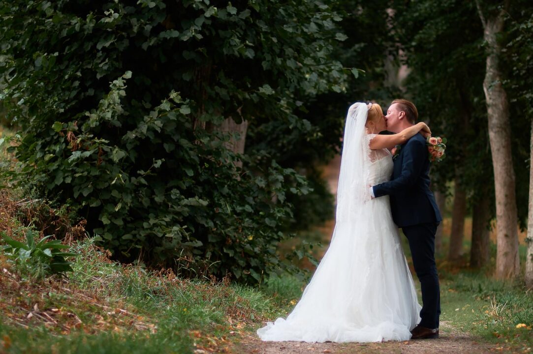 Louise & Kim 74